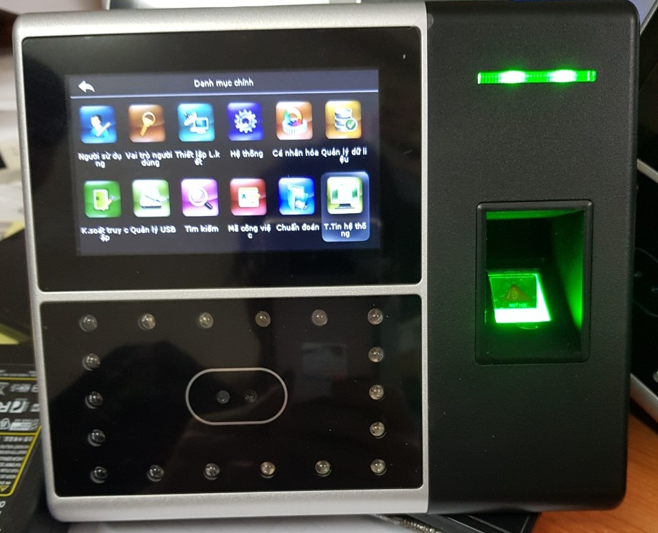 Máy chấm công khuôn mặt Ronald Jack Iface 302